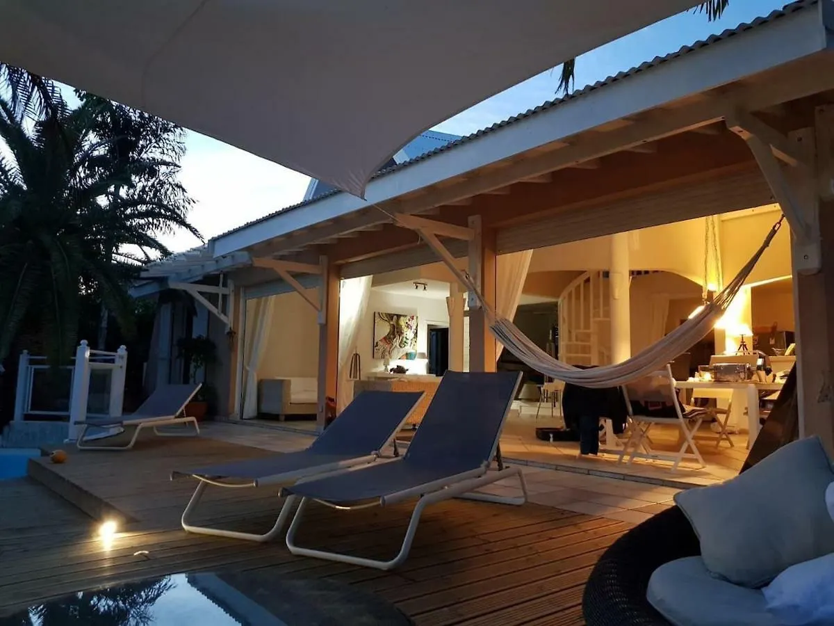 Villa Piscine et Iguanes en bord de mer proche plages marina et golf Saint-Francois  Saint-Francois (Grande-Terre)